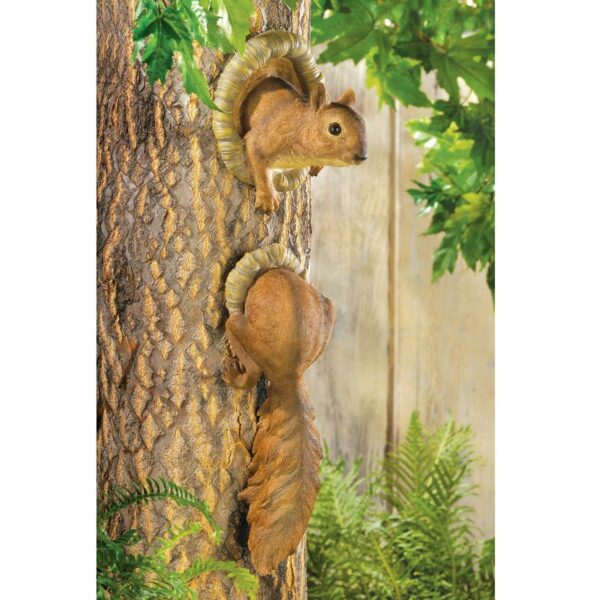 Clever Squirrel Tree Decoration - Image 2