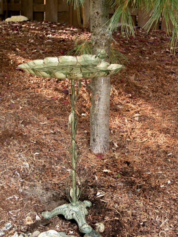 Iron Leaf Design Verdigris Birdbath - Image 4